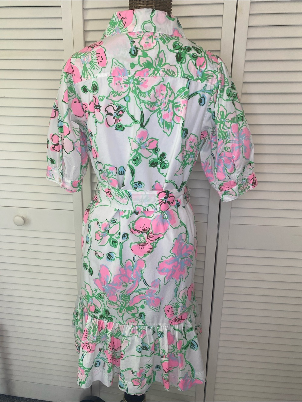 Lilly Pulitzer White Floral Button-Front Midi Dress with Pink & Green Print - Picture 4 of 9
